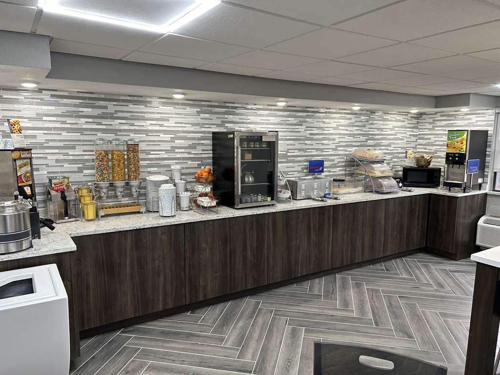 Best Western Schaumburg - O'Hare Nw 餐厅 照片